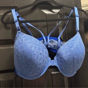 Victoria's Secret Strappy Blue Front Close Bra 40DD
